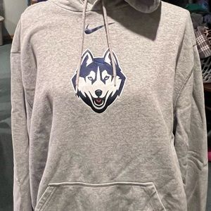 Vintage UConn Nike Hoodie